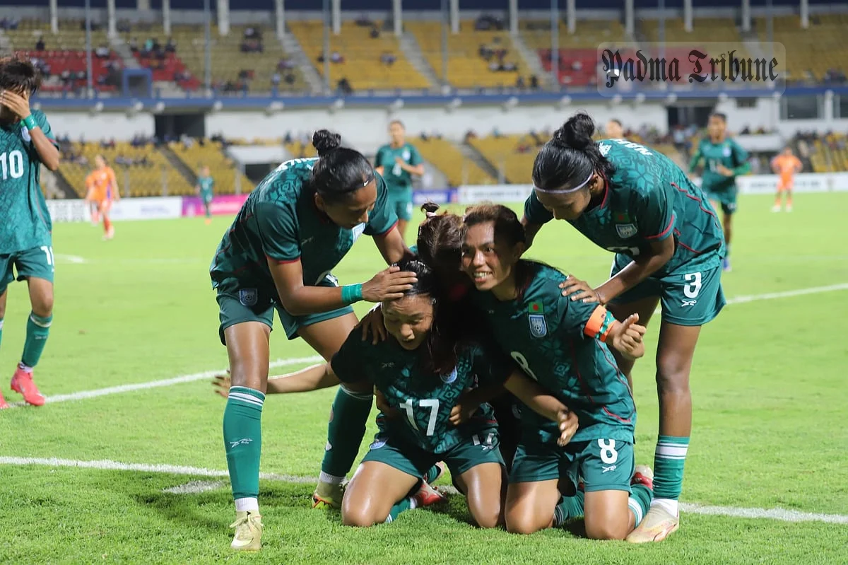 ফাইনালে হার, তবু মেয়েদের প্রশংসায় বাটলার