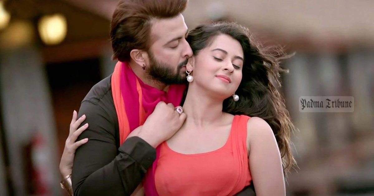 মা হলেন চিত্রনায়িকা শবনম বুবলি