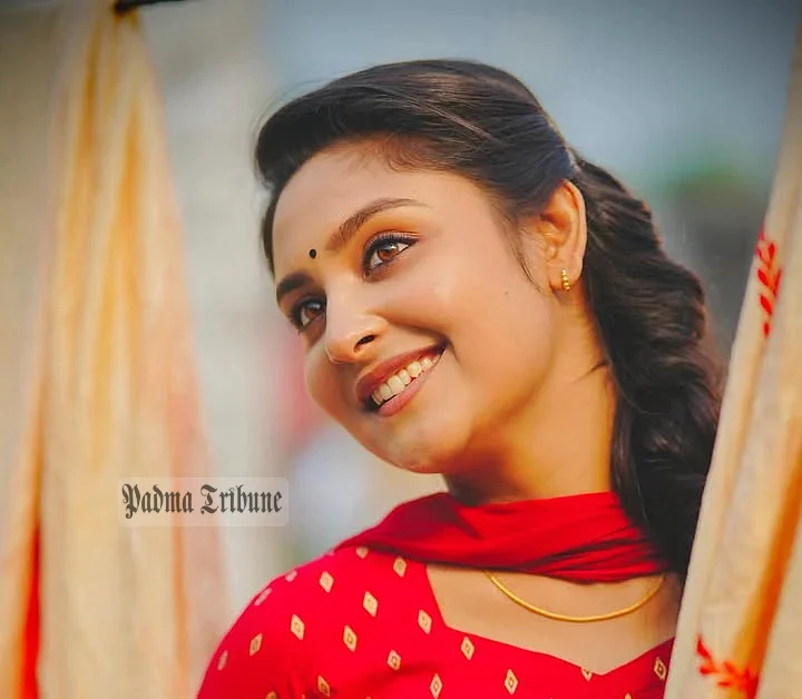 প্রেম করছেন নাজনীন নীহা
