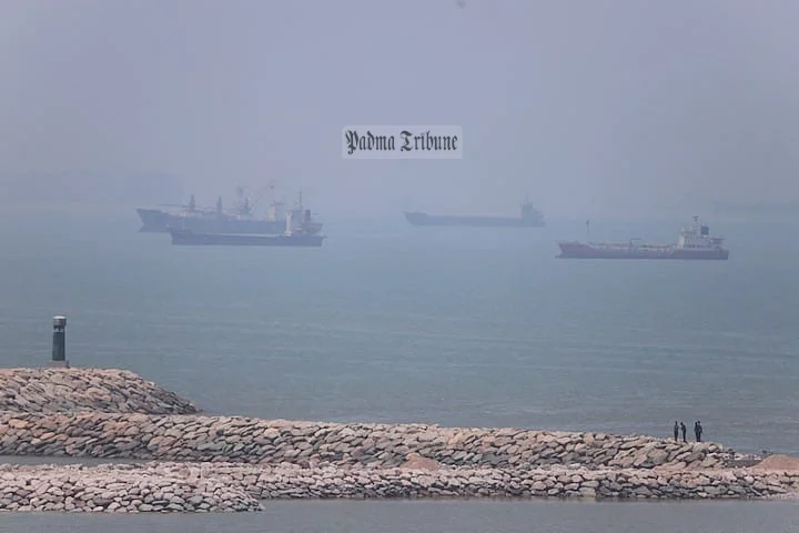 ইরানের ওপর থেকে নৌ অবরোধ তুলে নিল যুক্তরাষ্ট্র